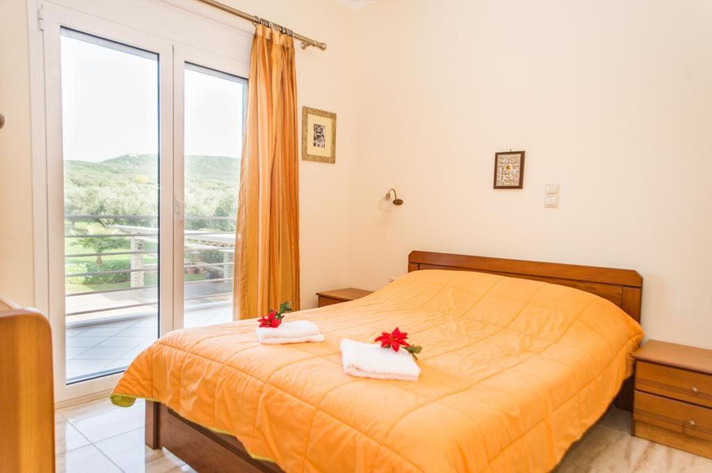 Cozy Flats In An Olive Grove By The Sandy Beach Kanalos Luaran gambar