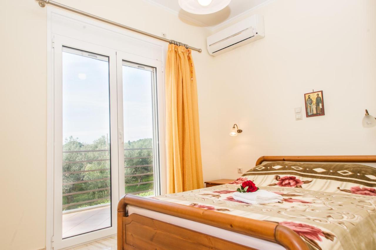Cozy Flats In An Olive Grove By The Sandy Beach Kanalos Luaran gambar
