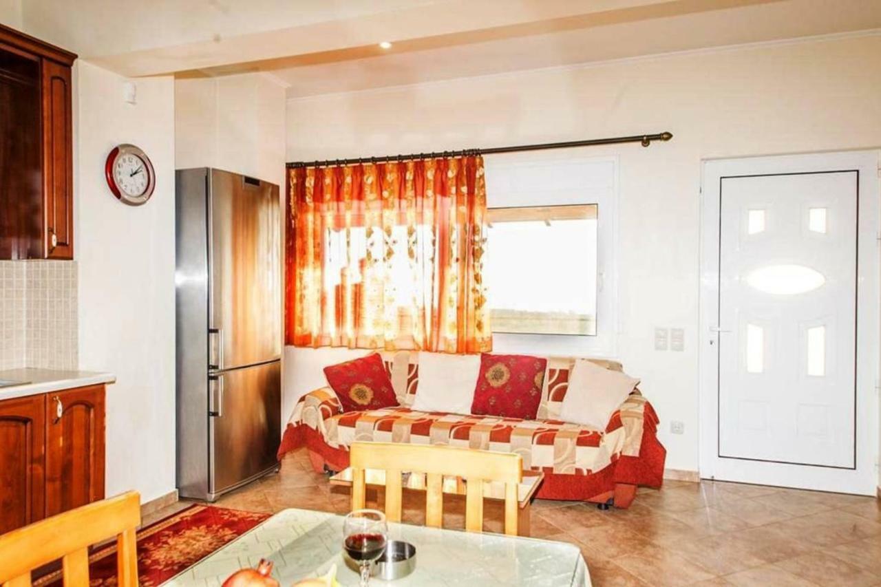 Cozy Flats In An Olive Grove By The Sandy Beach Kanalos Luaran gambar